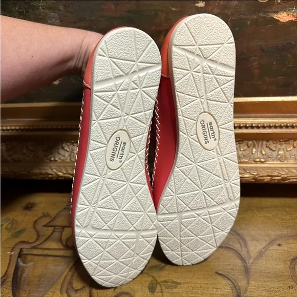 WOMEN'S EARTH ORIGINS LIZZY SLIP-ON SHOES Boat Shoes Slip On Size 9.5 W NEW