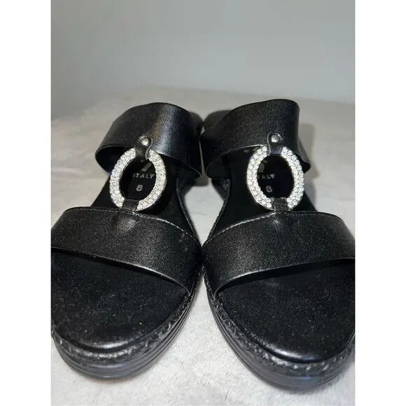 Women’s Italian Shoemaker Black Wedge Sandals 8