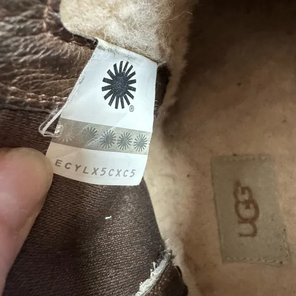 Women's UGG Brown Suede Chelsea Bonham II Boots Size 8 Sheepskin Lined