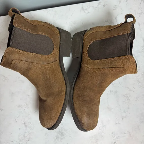 Women's UGG Brown Suede Chelsea Bonham II Boots Size 8 Sheepskin Lined