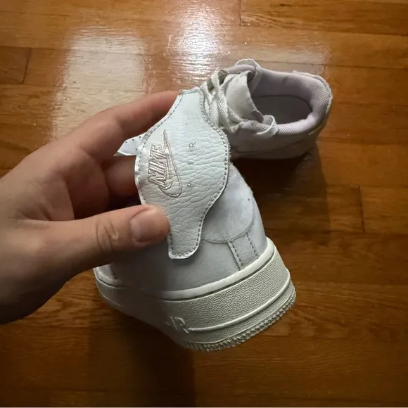 Womens White Velcro Nike Air Force Ones Low Tops