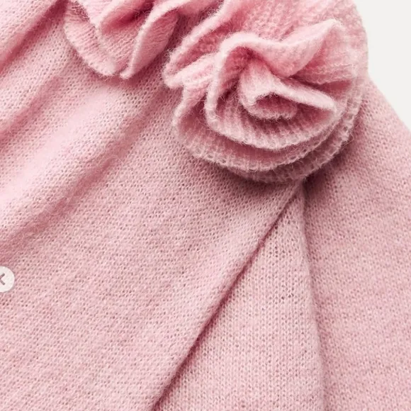 Zara raised floral knit top pastel pink