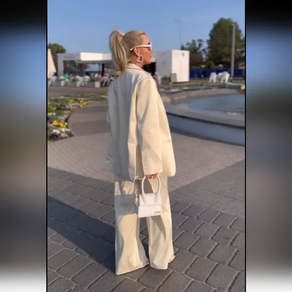 Zara Satin Effect Oversized Cream Blazer
